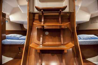 Beneteau Oceanis 43 in Lefkada