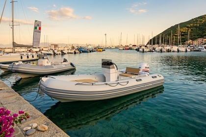 Noleggio Gommone Novamarine RH Villasimius