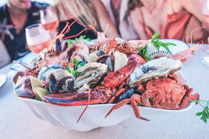 Verhuur Motorboot Luxury Motorcruiser with Toys Private dining available on board Mallorca