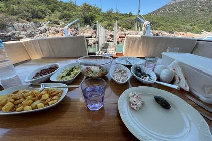 Traditional Bodrum Gulet (Long Years Of Experience )