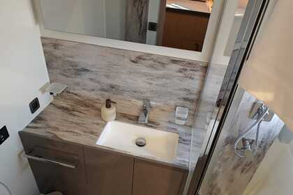 Luxury Power Cat - Prestige M48