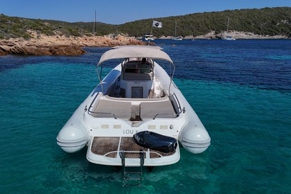 Hyra båt RIB-båt Sacs strider 13 Bonifacio