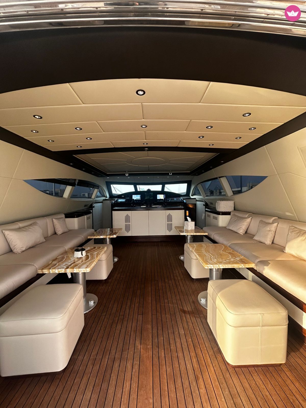Yacht Mangusta 105 4800cv 8
