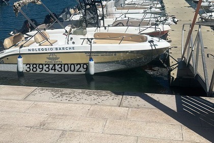 Alquiler Barco sin licencia  Buonomo Marin Mariel 560 Tarento