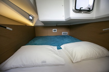 Rental Sailboat Jeanneau Sun Odyssey 440 Preveza