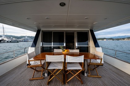 Luxury 22m Yacht with Crew – Cinque Terre & Portofino