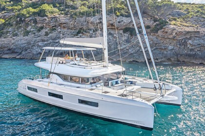 Rental Catamaran  Lagoon 60 Athens