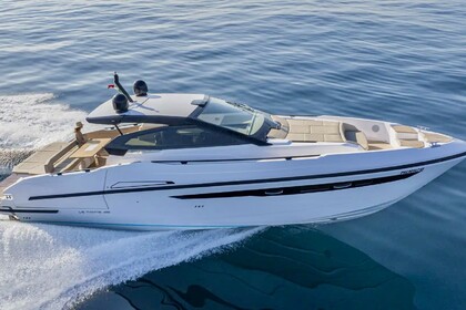 Le Mans 45ft Motor Yacht Rental in Eivissa, Illes Balears