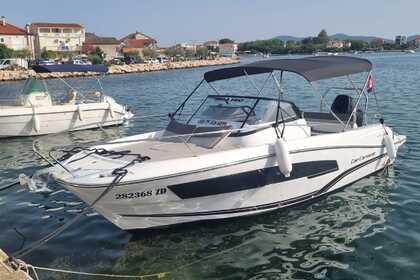 Miete Motorboot Jeanneau Cap Camarat 7.5 WA S3 Sukošan