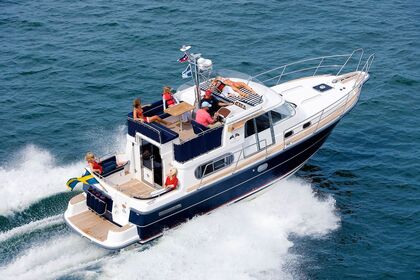 Rental Motorboat Nimbus 380 Commander Dubrovnik