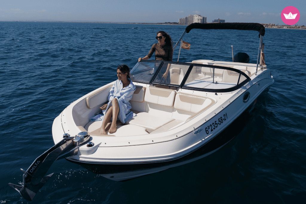 Bateau à moteur Bayliner Vr6 200cv 2