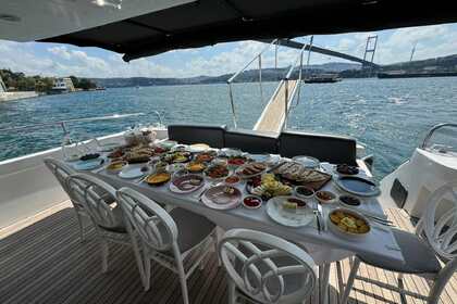 Location Yacht à moteur Custom Yacht Custom Model 2008 Istanbul