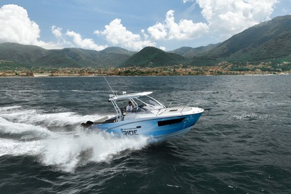 Hire Motorboat Jeanneau Cap Camarat 9.0 Wa Sorrento