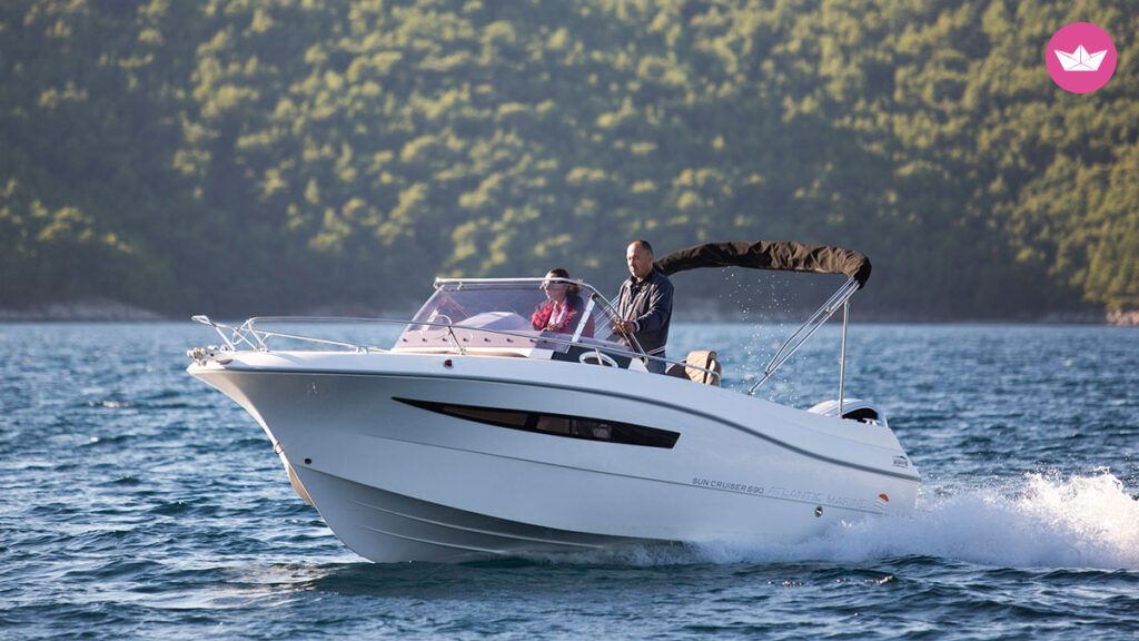 Bateau à moteur Atlantic 690 200cv