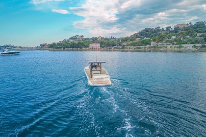 Invictus Yacht GT280