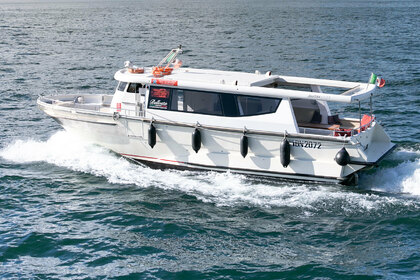 Noleggio Barca a motore Martinez VTR 13,00 - Lago Maggiore Stresa