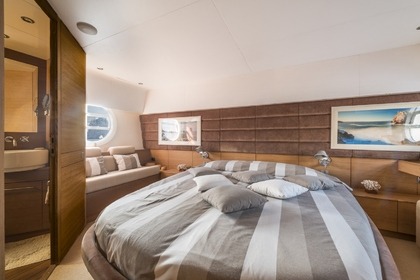 Luxury Yacht Aicon 72 SL