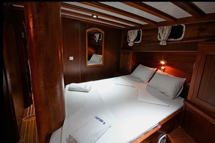 Blue Cruise with our Wooden Gulet