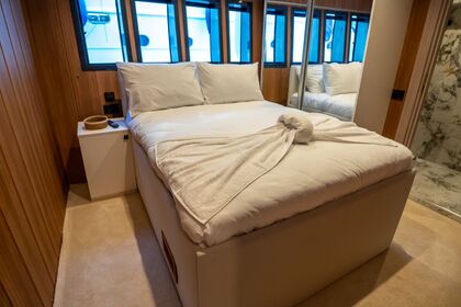 Alquiler de Yate a Motor Trawler de Lujo en Marmaris