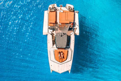 Charter Catamaran Lucky 8 Sunreef Yachts 40 Open Power Santorini