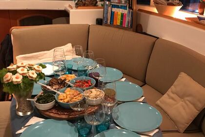 Lagoon 380 z Milazzo (Sycylia): sen Liparyjski