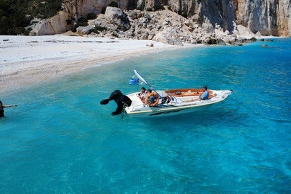 SUNSET PRIVATE  BOAT  TRIP -FTERI-KAMARI-AMIDI