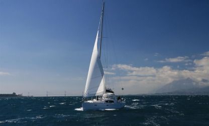 Rental Sailboat Beneteau Oceanis 40 Alimos