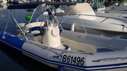 Charter Motorboat Zodiac Medline Sundream Sari-Solenzara