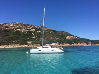 Location Catamaran Fountaine Pajot Lavezzi 40 La Maddalena