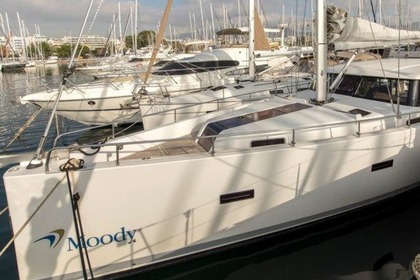 Miete Segelboot MOODY Moody DS 45 Athen