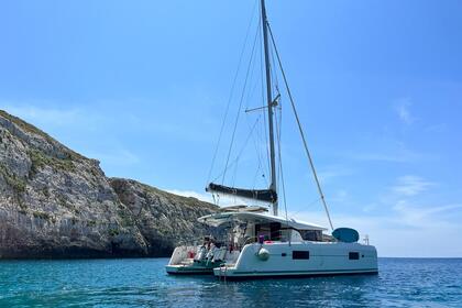 Rental Catamaran Lagoon 42 Ta' Xbiex