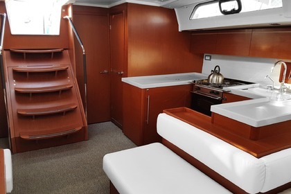 Oceanis 51.1 One Piece