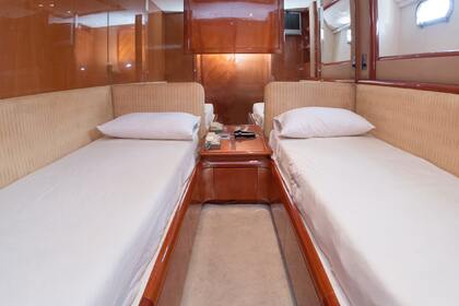 Deal of the Week! Azimut 70 Ft Yacht for Rent in Cartagena, Colombia.