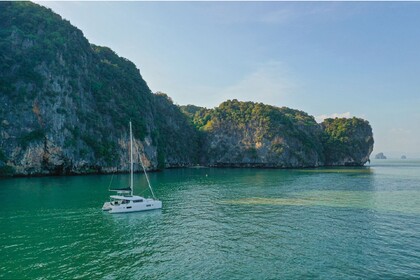 Alquiler Catamarán  Lagoon 42 Furnari