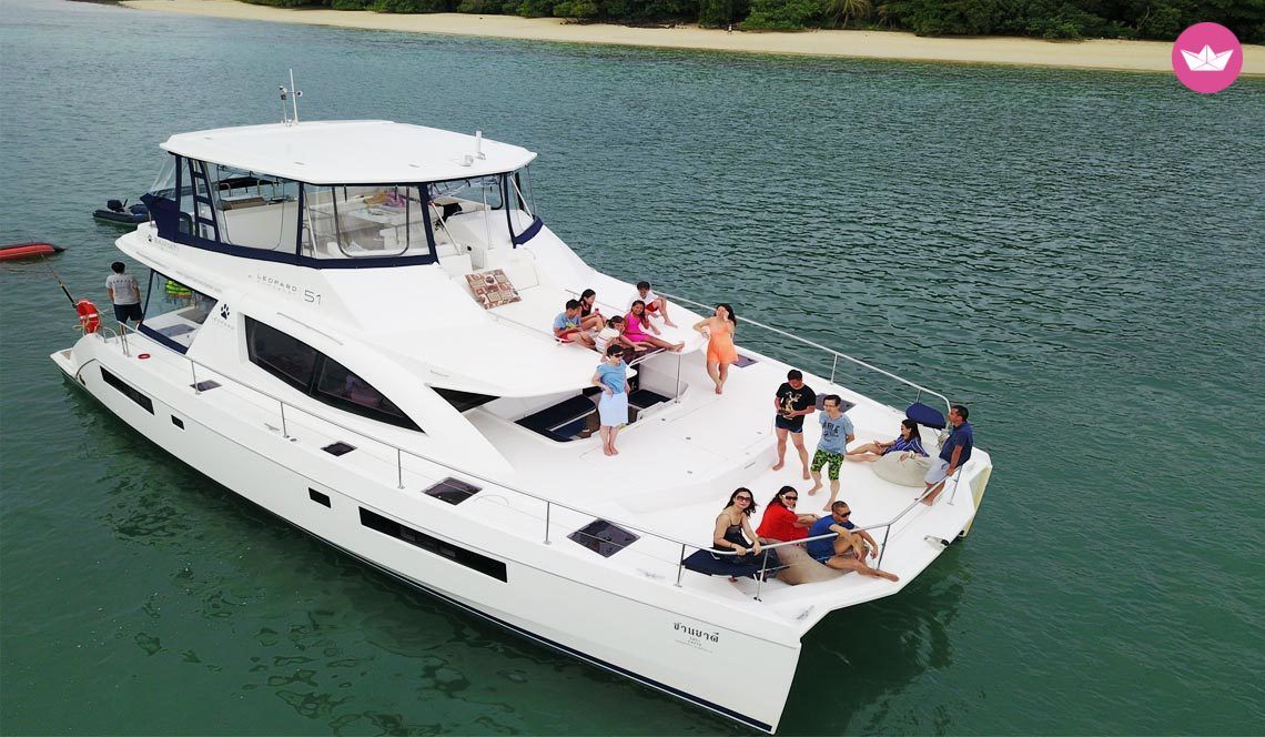 Catamaran Leopard - Robertson & Caine Leopard 51 15.5m 2