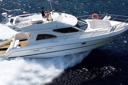 Location Bateau à moteur CRANCHI 40 Hyères