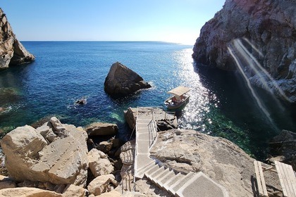 Boat Rental in Beautiful Lesvos - Fost Legend 550 (2010)