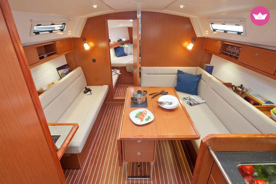 Sailboat Bavaria 36 Cruiser for hire