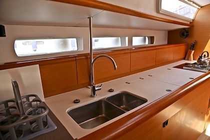 Sun Odyssey 509, 12 berths
