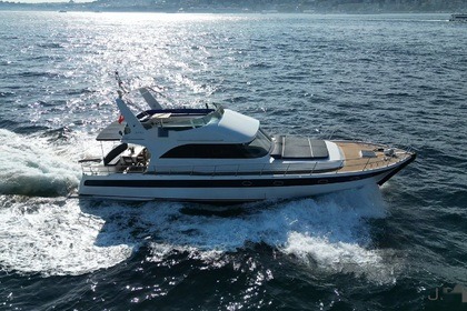 Comfortable charter yacht in the Bosphorus