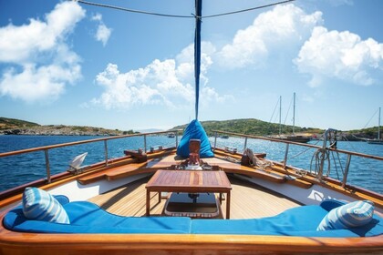 A Smile on the Sea: KUGU 1