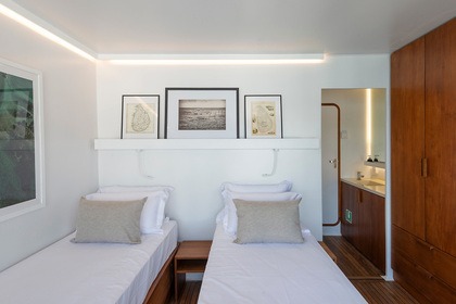 Charter Sailboat Ocean Diamond 27 . Mirissa