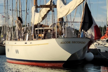 Miete Segelboot Sangermani Laurent-Giles La Trinité-sur-Mer