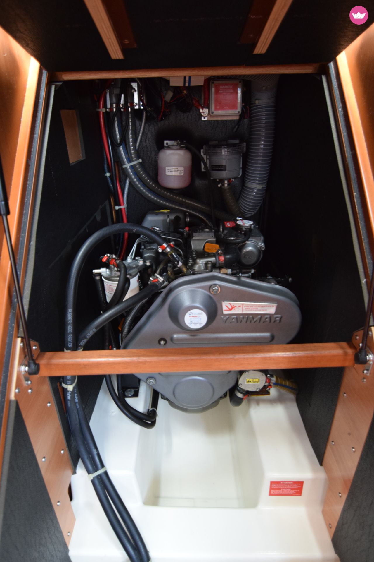 Beneteau Oceanis 41 in Athens for rental