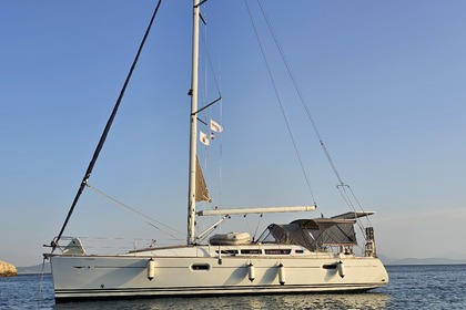 Hire Sailboat Jeanneau Sun Odyssey 42i Performance Athens