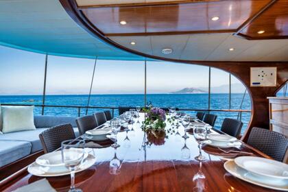 Gulet with 6 cabins
