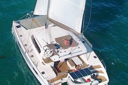 Location Catamaran STGI Aventura 43 Le Marin