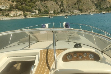Verhuur Motorboot Cranchi Zaffiro 34 Giardini-Naxos
