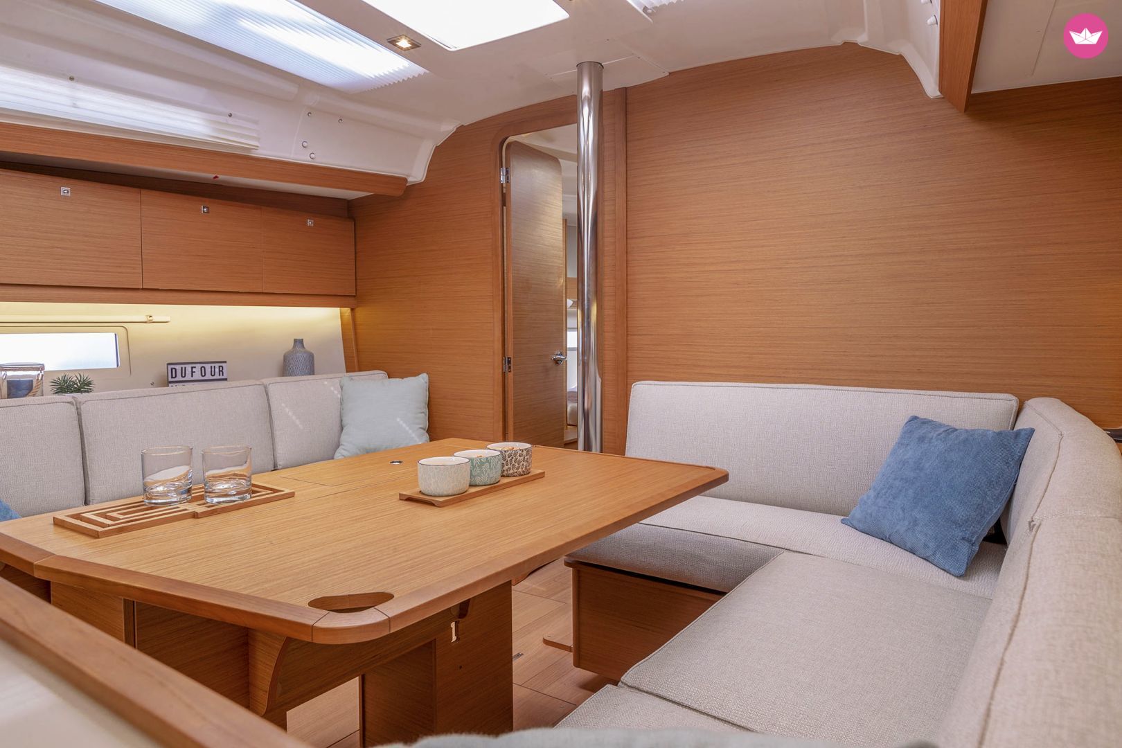 Sailboat Dufour Yachts 390 Grand Large for hire