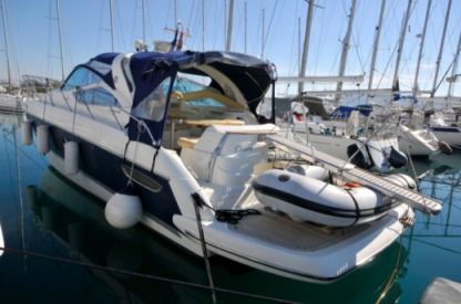 Location Bateau à moteur Cranchi Sport 43 Kaštel Gomilica